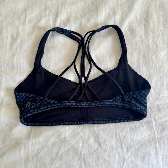 Lululemon Free to Be Zen Bra 6 - Picture 4 of 5